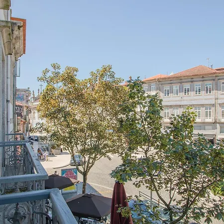 Apartment Liiiving In - Carlos Alberto Porto